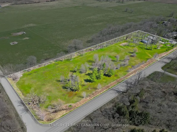 23992 Denfield Rd, Middlesex Centre, ON N0M 1P0
