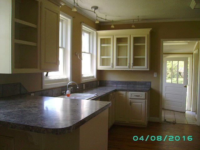 2nd image of 217 Pee Dee Ave