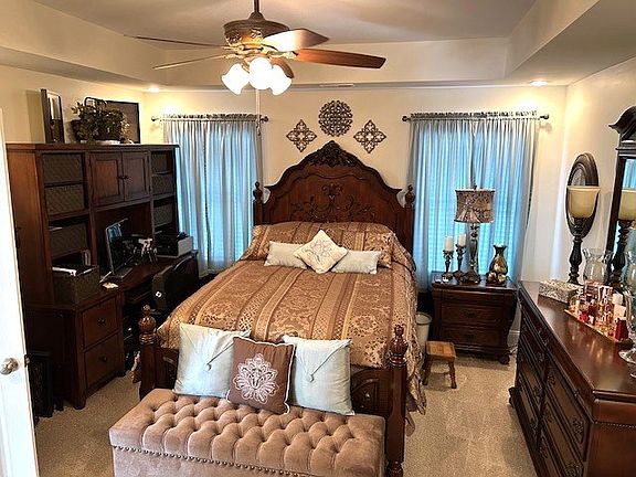 5th image of 811 Blossom Ct