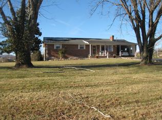 920 Greystone Rd, Greeneville, TN 37743