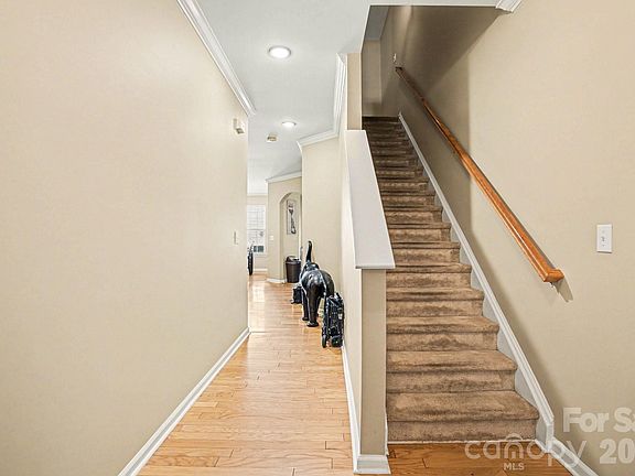 3rd image of 3915 Glenlea Commons Dr
