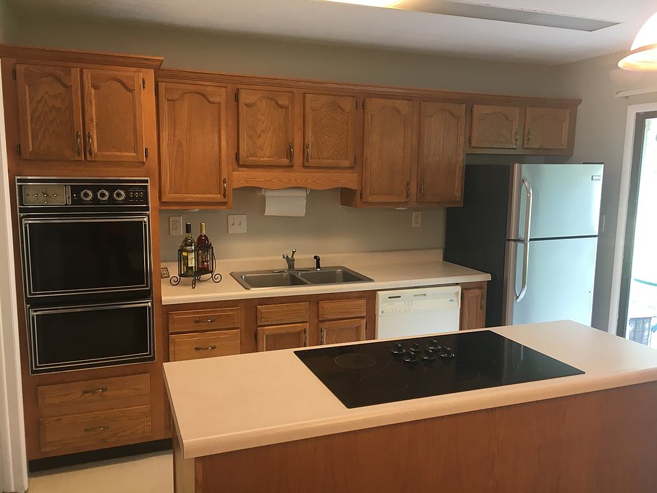 1st image of 1125 Kensington Dr