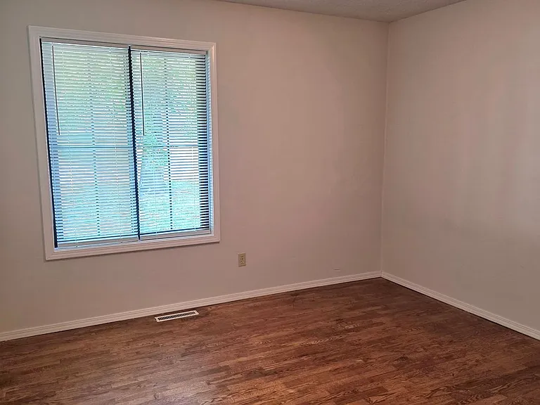 1803 N Plaza Dr — Photo 13