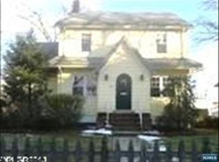 240 Johnson Ave, Hackensack, NJ 07601