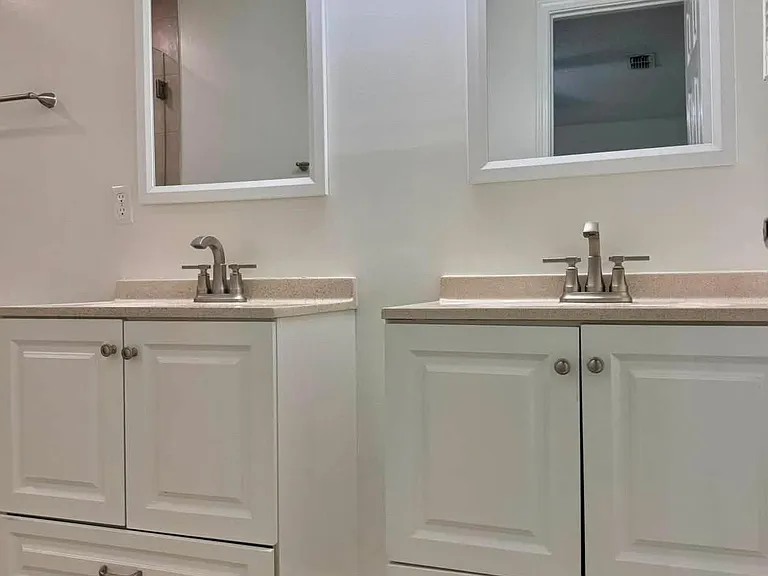 8250 Lakemont Dr — Photo 11