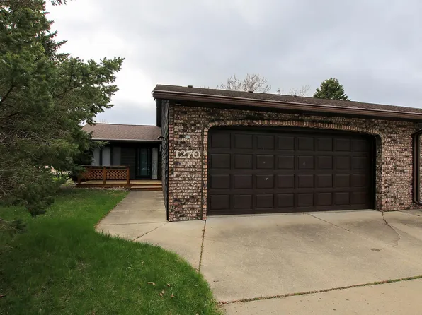 1270 Rolling Oaks Ln NW, Hutchinson, MN 55350