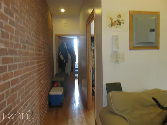 Rented by Rennit Inc. | media 54