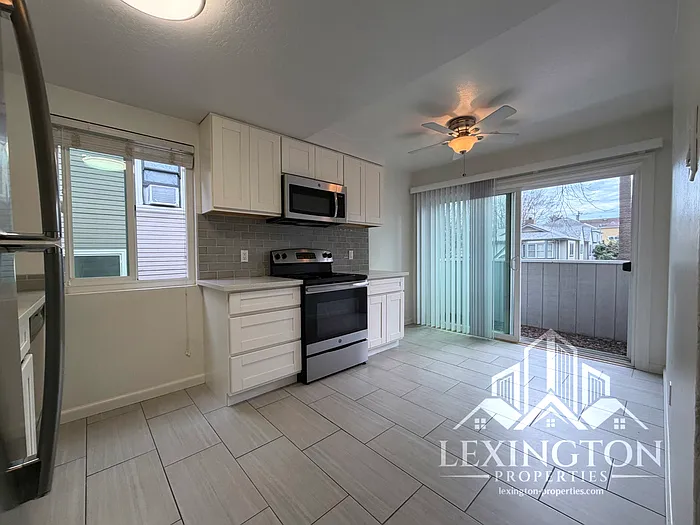 2325 I St #4 — Photo 7