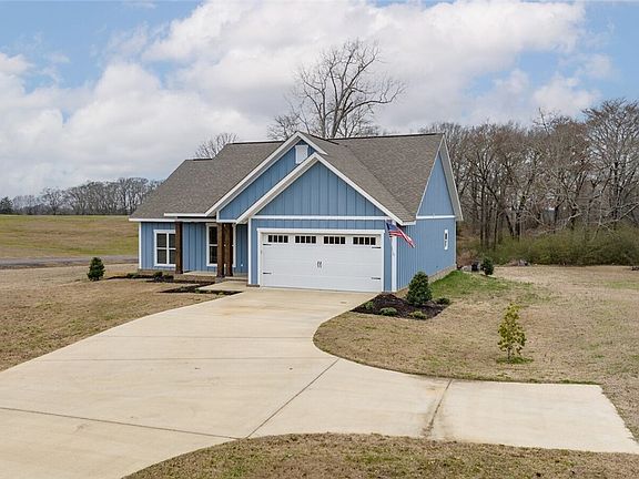 3rd image of 2455 Highway 159