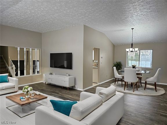 4th image of 3589 Delmar Dr