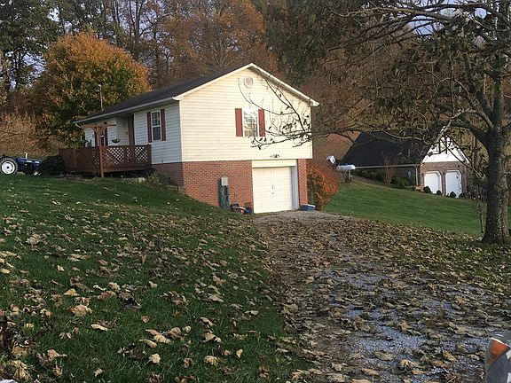 3rd image of 1000 E Crossroads Dr