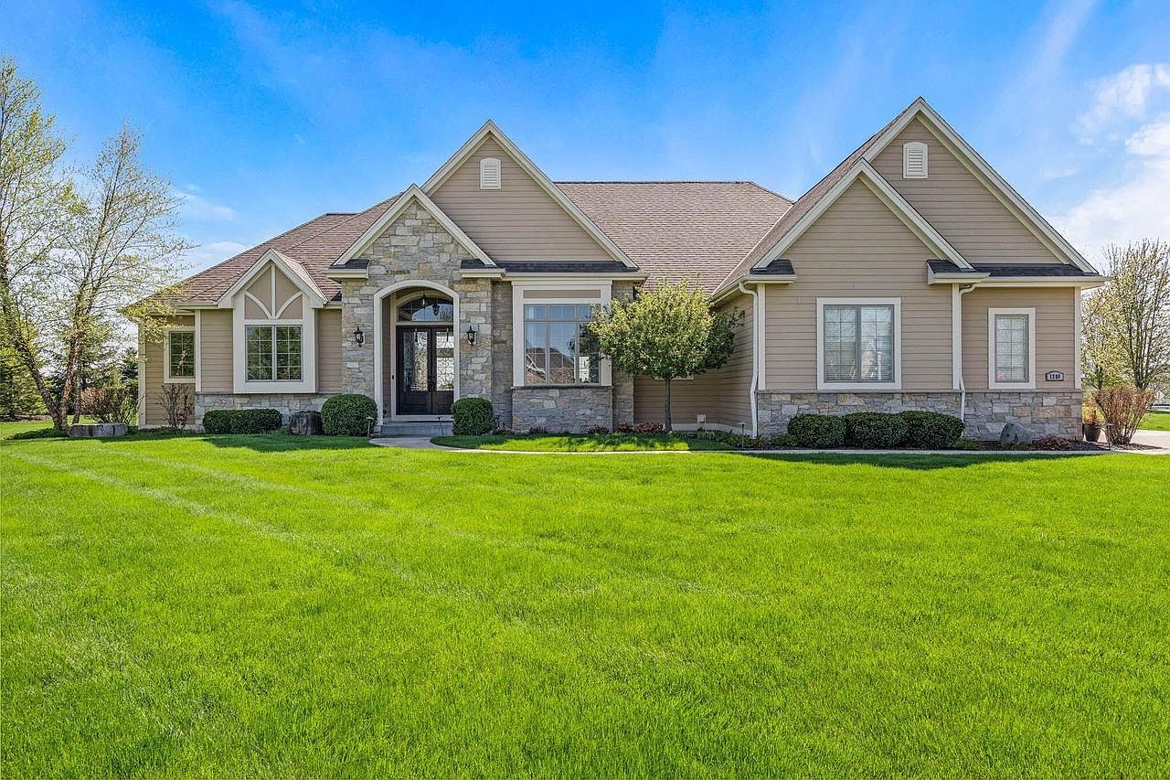 1290 Mary Hill CIRCLE, Hartland, WI 53029 Zillow