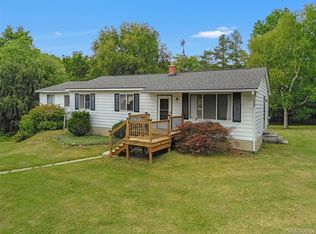 3250 Groveland Rd, Ortonville, MI 48462