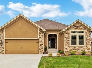 308 NE 102nd St, Kansas City, MO 64155