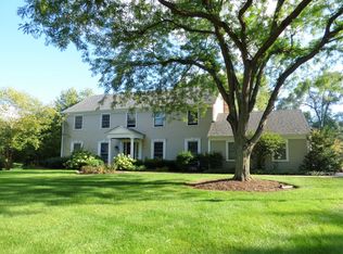 425 W Sunset Rd, Barrington, IL 60010