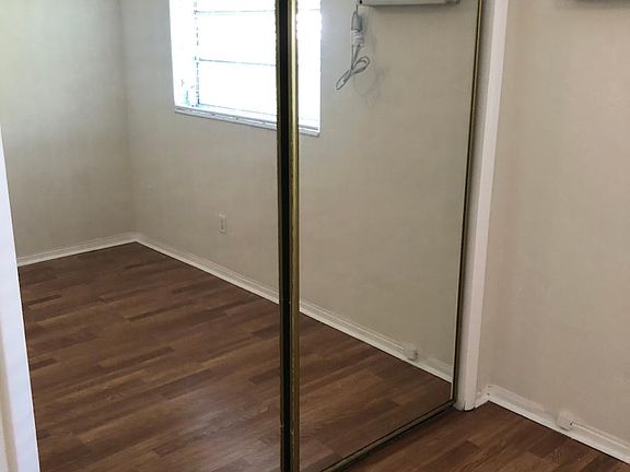 5th image of 915 Palermo Ave APT 201