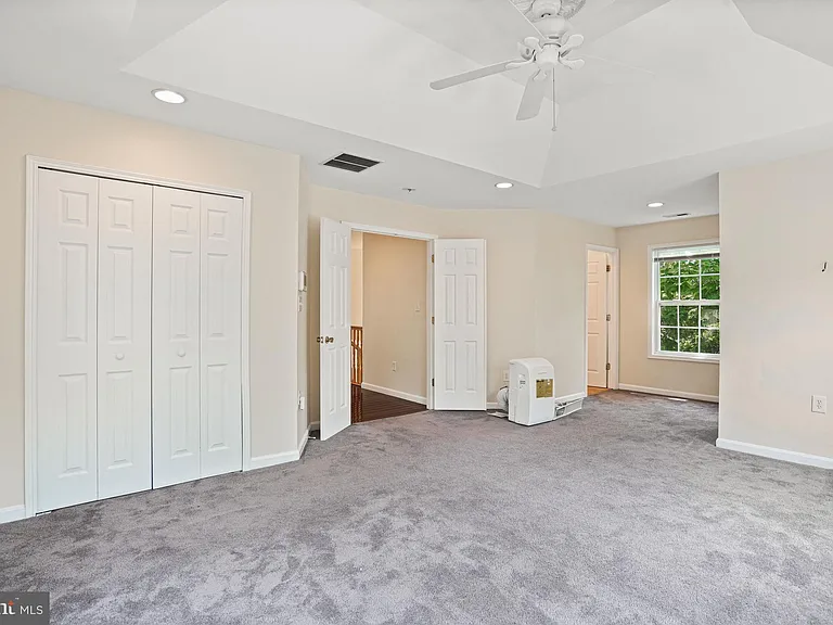 5115 Bass Pl SE — Photo 37