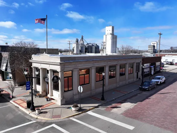 126 N Douglas Ave, Ellsworth, KS 67439