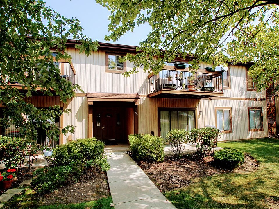 1st image of 1095 Prescott Dr APT 2C