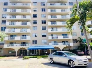 1455 N Treasure Dr APT 4M, North Bay Village, FL 33141