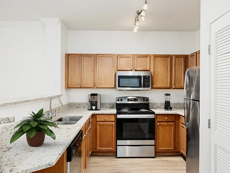 Greystone at Widewaters — Photo 40