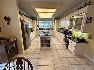 5th image of 113 Dover Ct