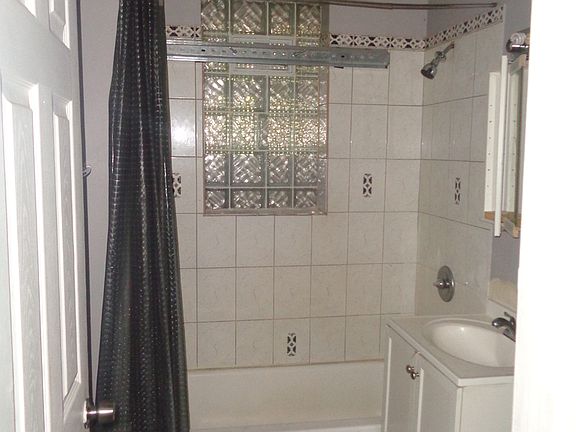 5th image of 6617 S Hermitage Ave