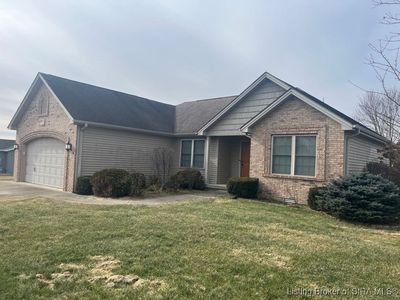 76 S Country Manor, Madison, IN, 47250