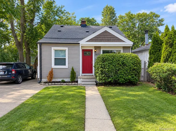 1522 S Campbell Rd, Royal Oak, MI 48067