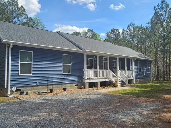 951 Lucian Hilliard Rd, Goldston, NC 27252