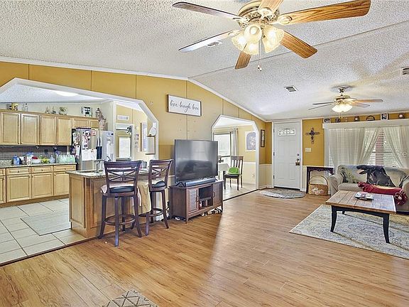 4th image of 2887 County Road 503