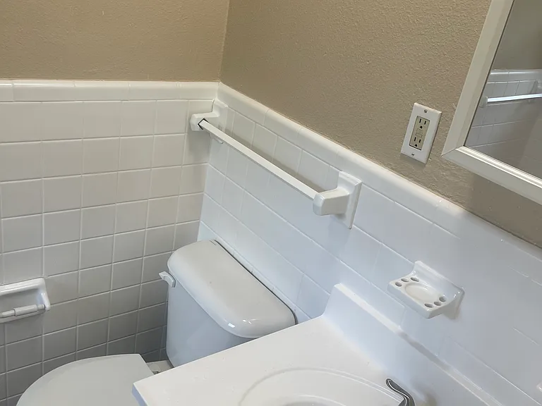 1401 S Broadmoor Dr — Photo 19