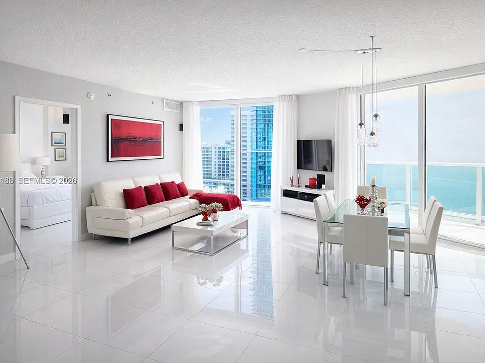 150 Sunny Isles Blvd #1-1001