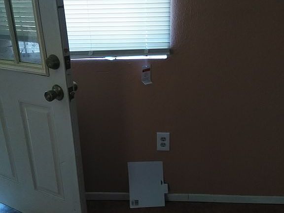 3rd image of 118 W Wilson Ave
