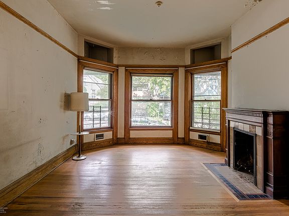 5th image of 5423 S Blackstone Ave