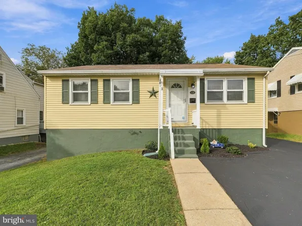 1089 Marshall St, Hagerstown, MD 21740