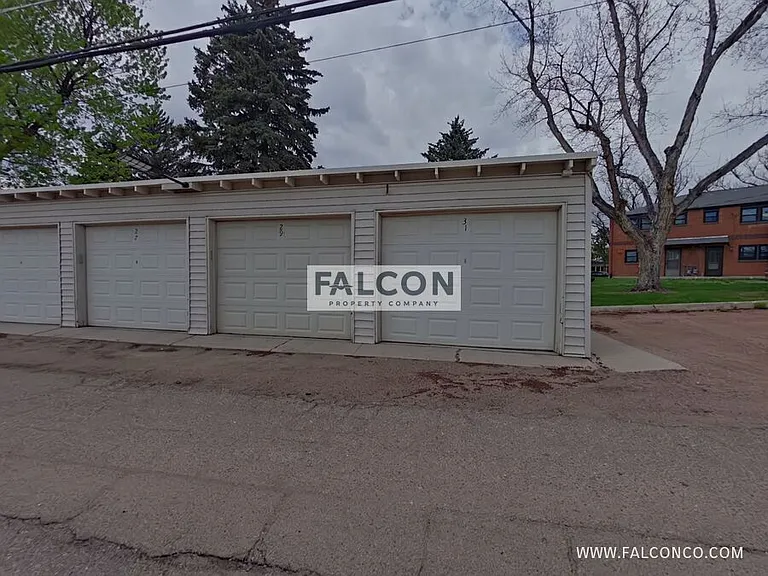 2431 Paseo Rd — Photo 12