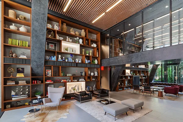 Rented by Villa Spaces Inc. | media 30