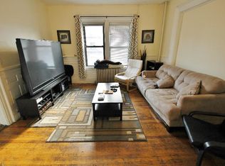 128 Hemenway St #1, Boston, MA 02115