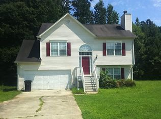 2020 Trotters Farm Rd, Fairburn, GA 30213