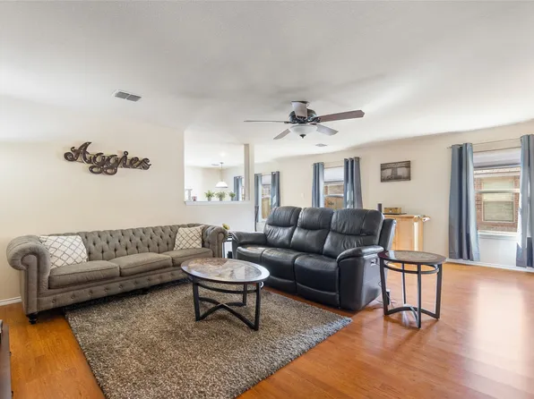 518 Blue Sage Dr, Fate, TX 75087