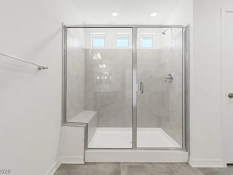 7721 Weekes Ct — Photo 23