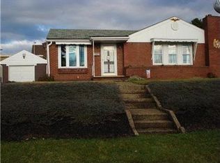 1054 Oak Ave, Ambridge, PA