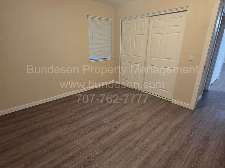 27 Arbor Ct — Photo 7