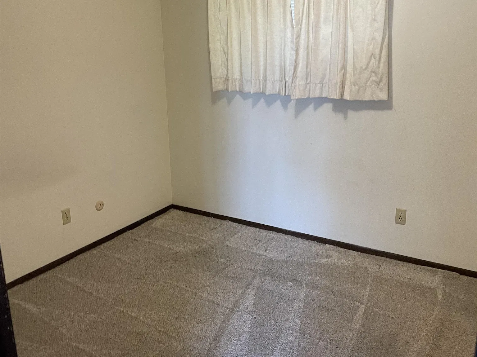 1415 N Main St — Photo 2