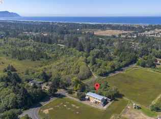 88952 Dellmoor Loop, Warrenton, OR 97146