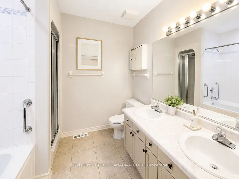 1500 Richmond St #40 — Photo 8