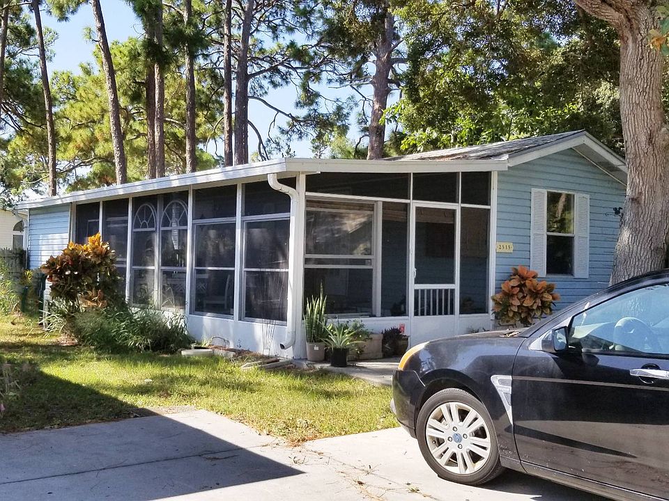 1st image of 2515 Merrman Dr