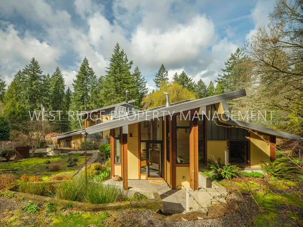 9310 SW 8th Dr #A, Portland, OR 97219