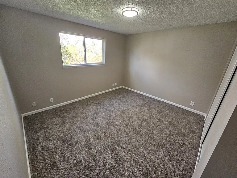 2537 Wilark Dr NW — Photo 18